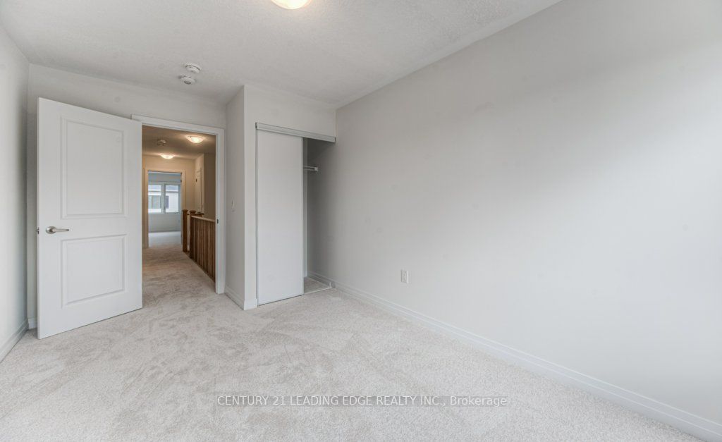 6 Crossmore Cres