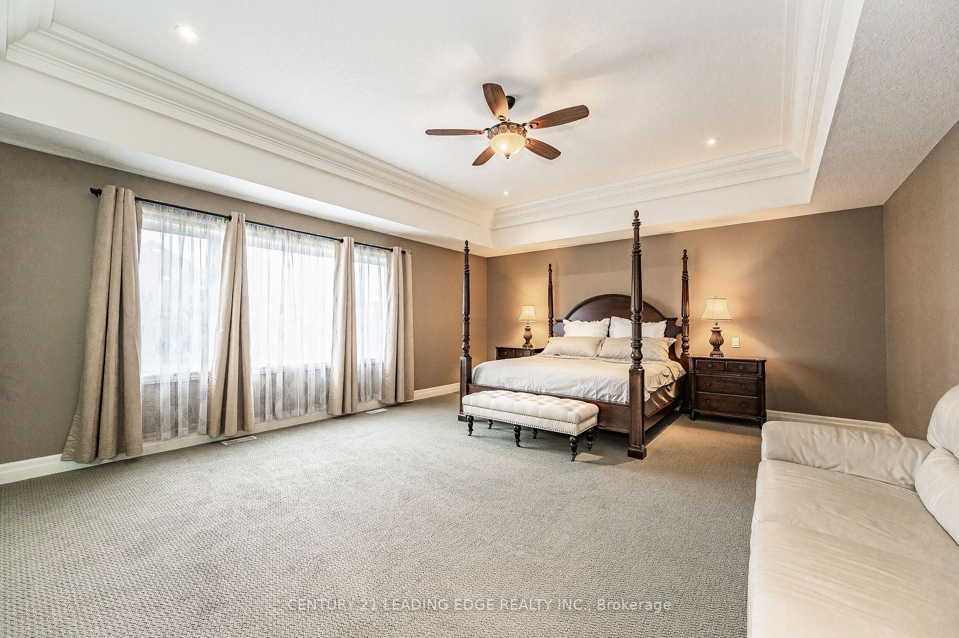 323 Terrace Wood Cres