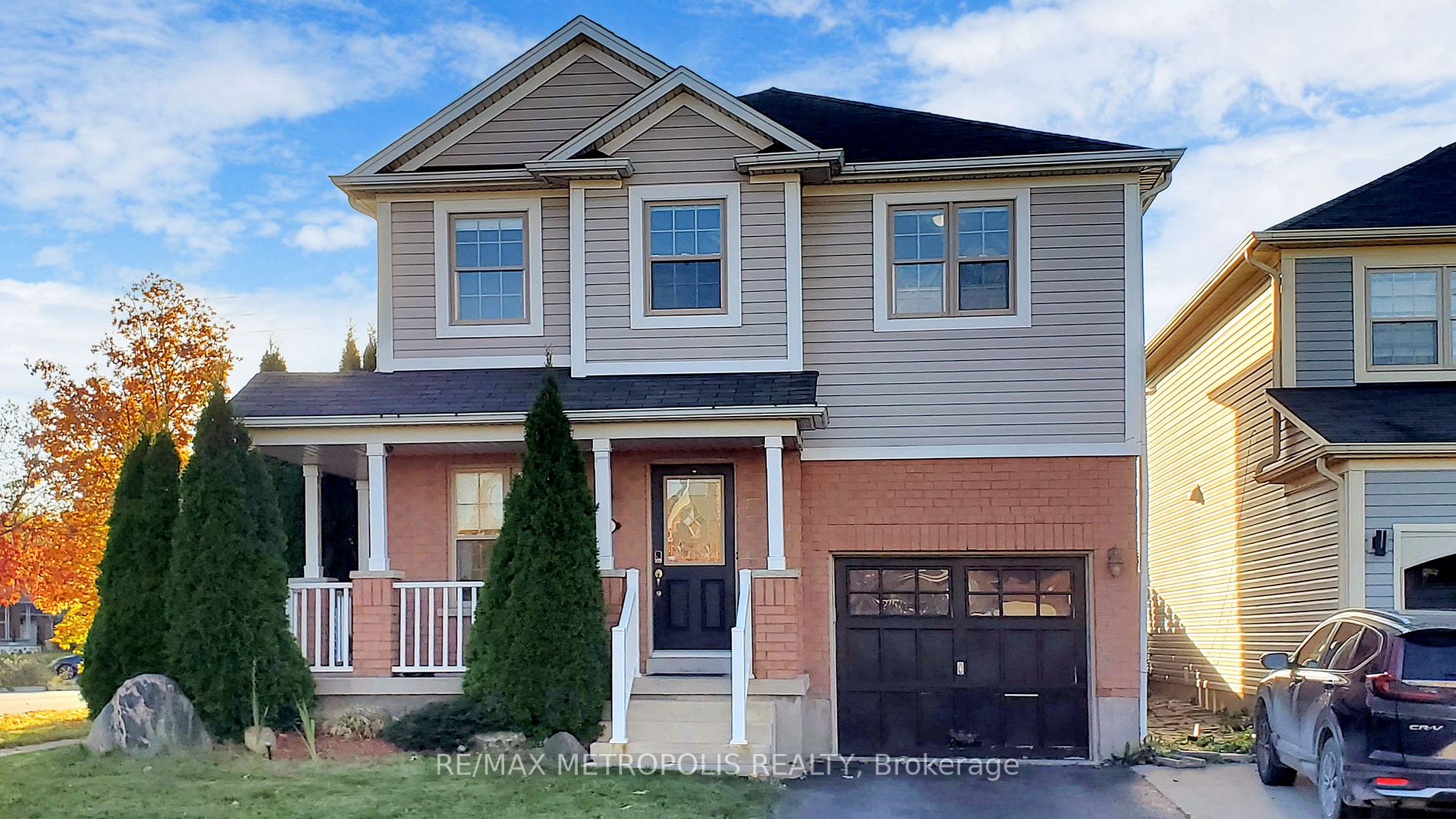 3 Bloomington Dr