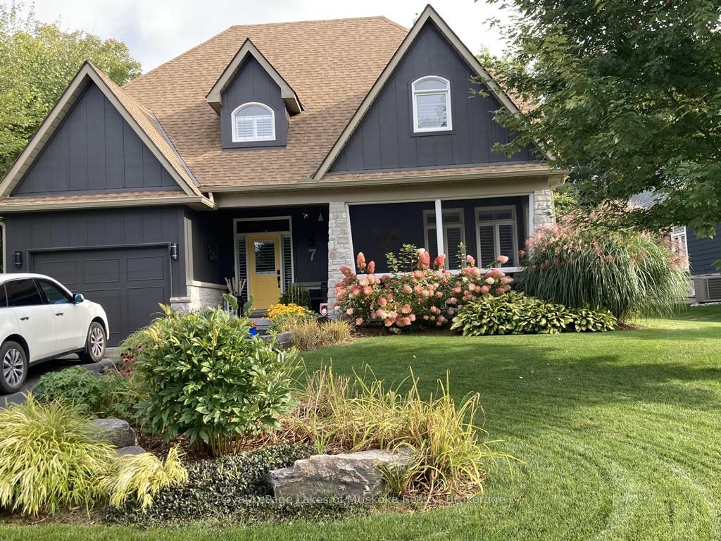 7 Westwind Crt