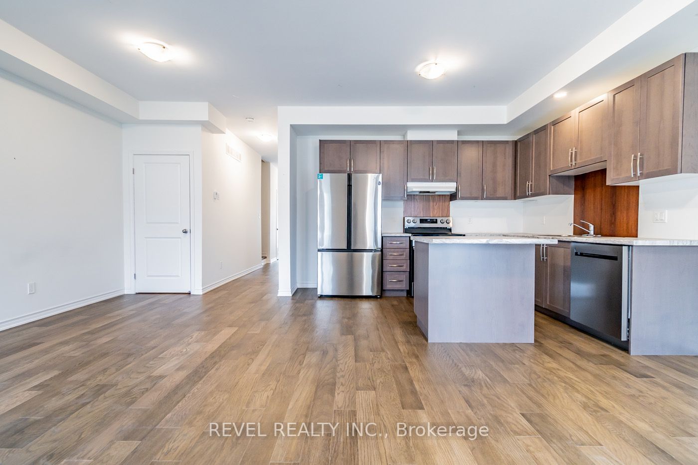 80 St George St, #21
