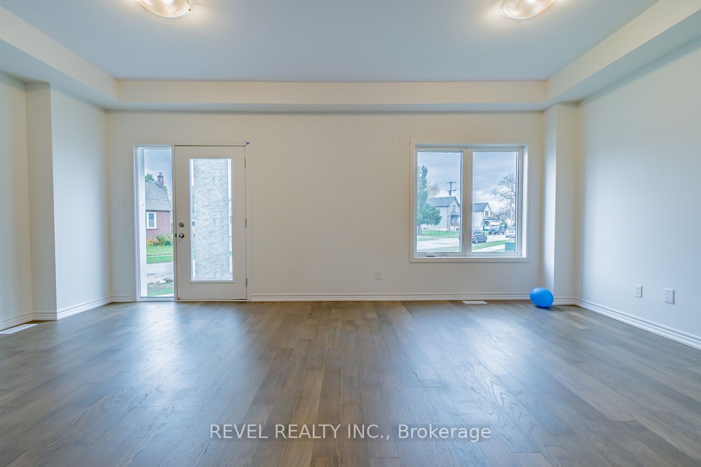 80 St George St, #21
