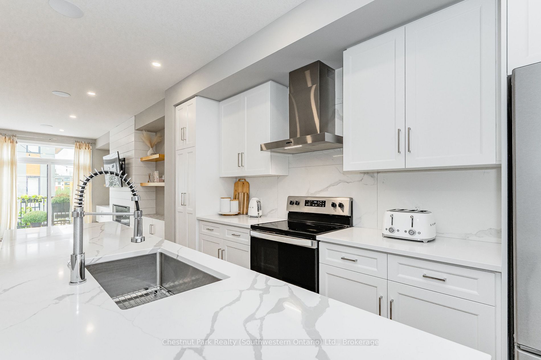 60 Arkell Rd, #3