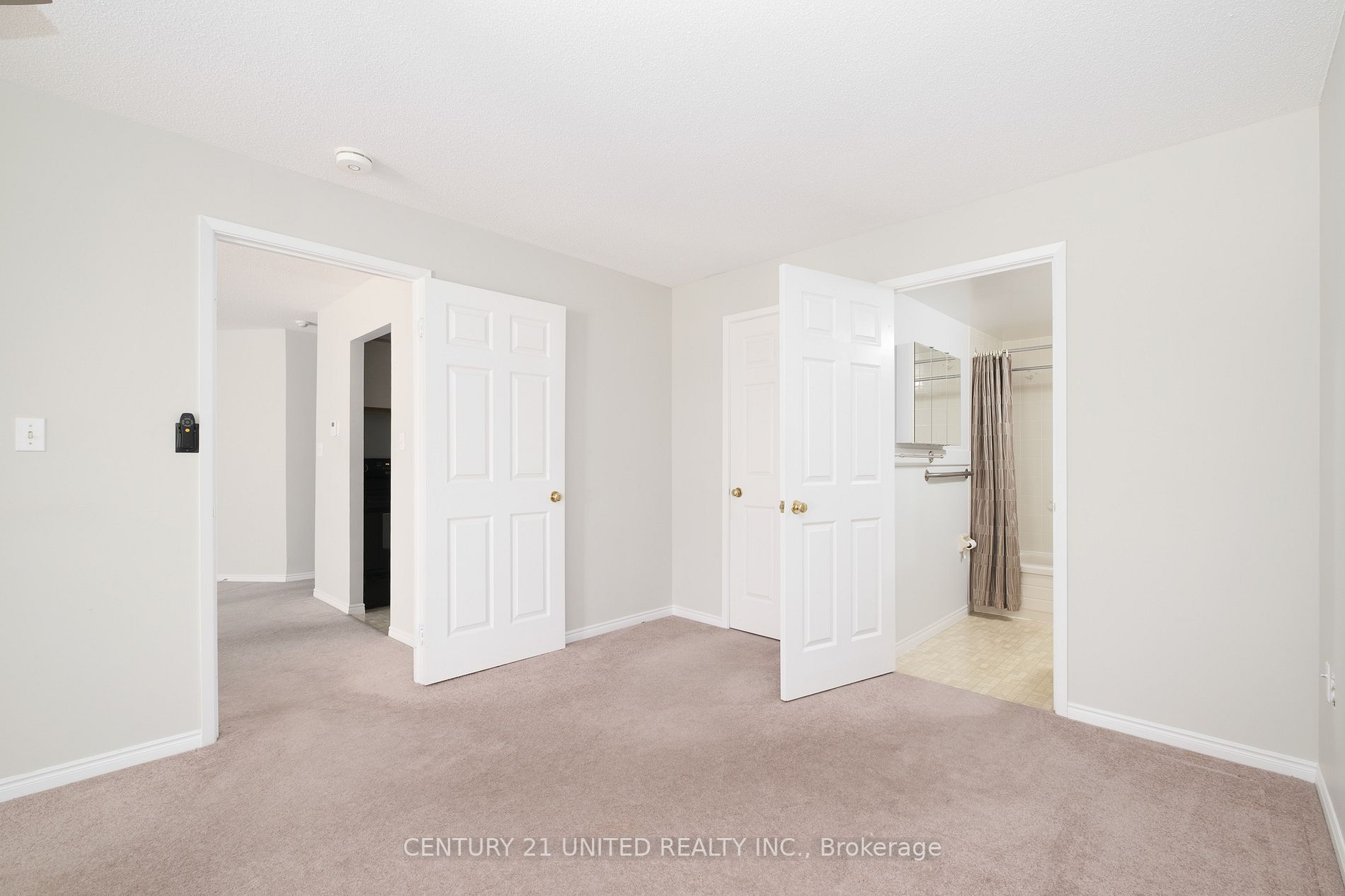 921 Armour Rd, #114