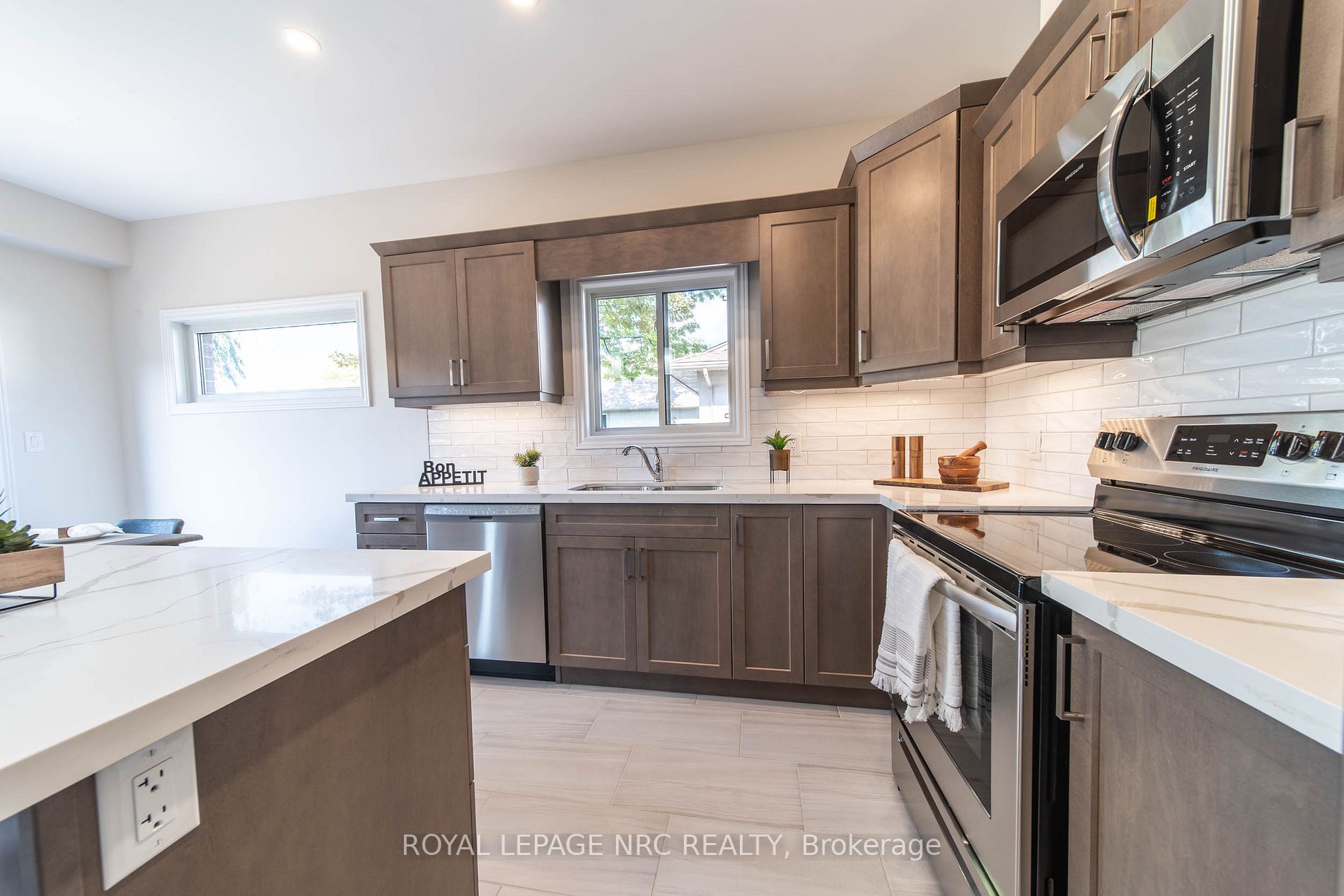 27 Mcmann Dr