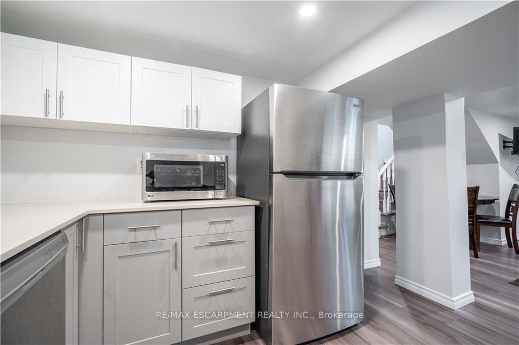 172 Rodgers Rd