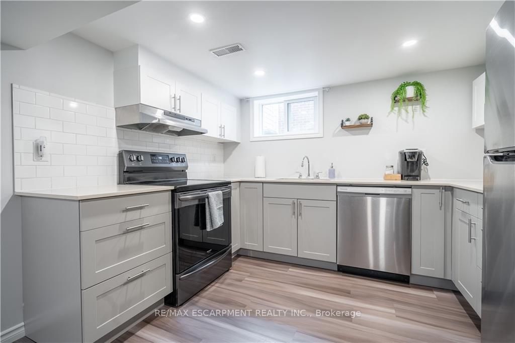 172 Rodgers Rd