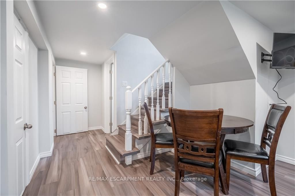 172 Rodgers Rd