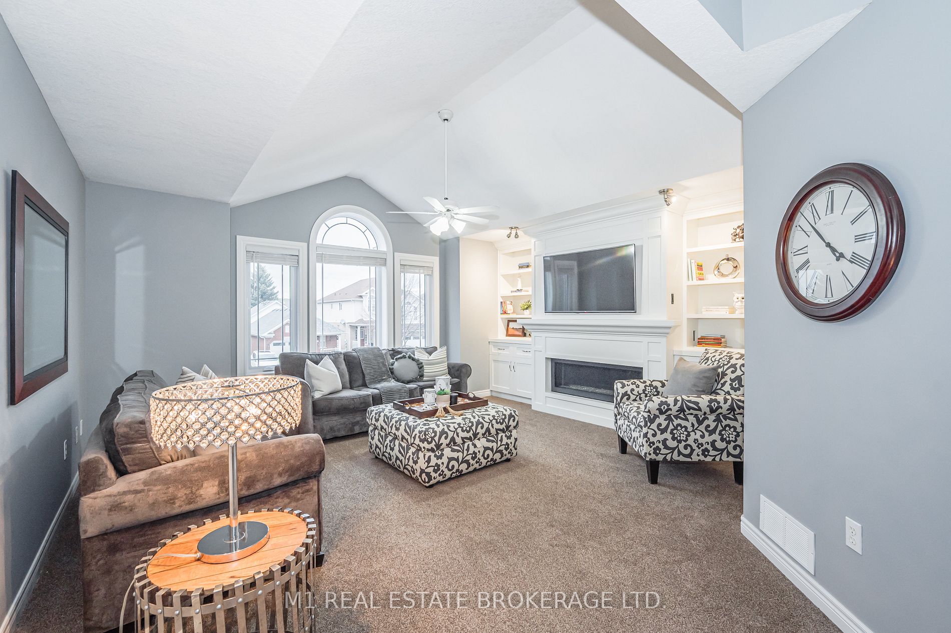 201 Farley Dr