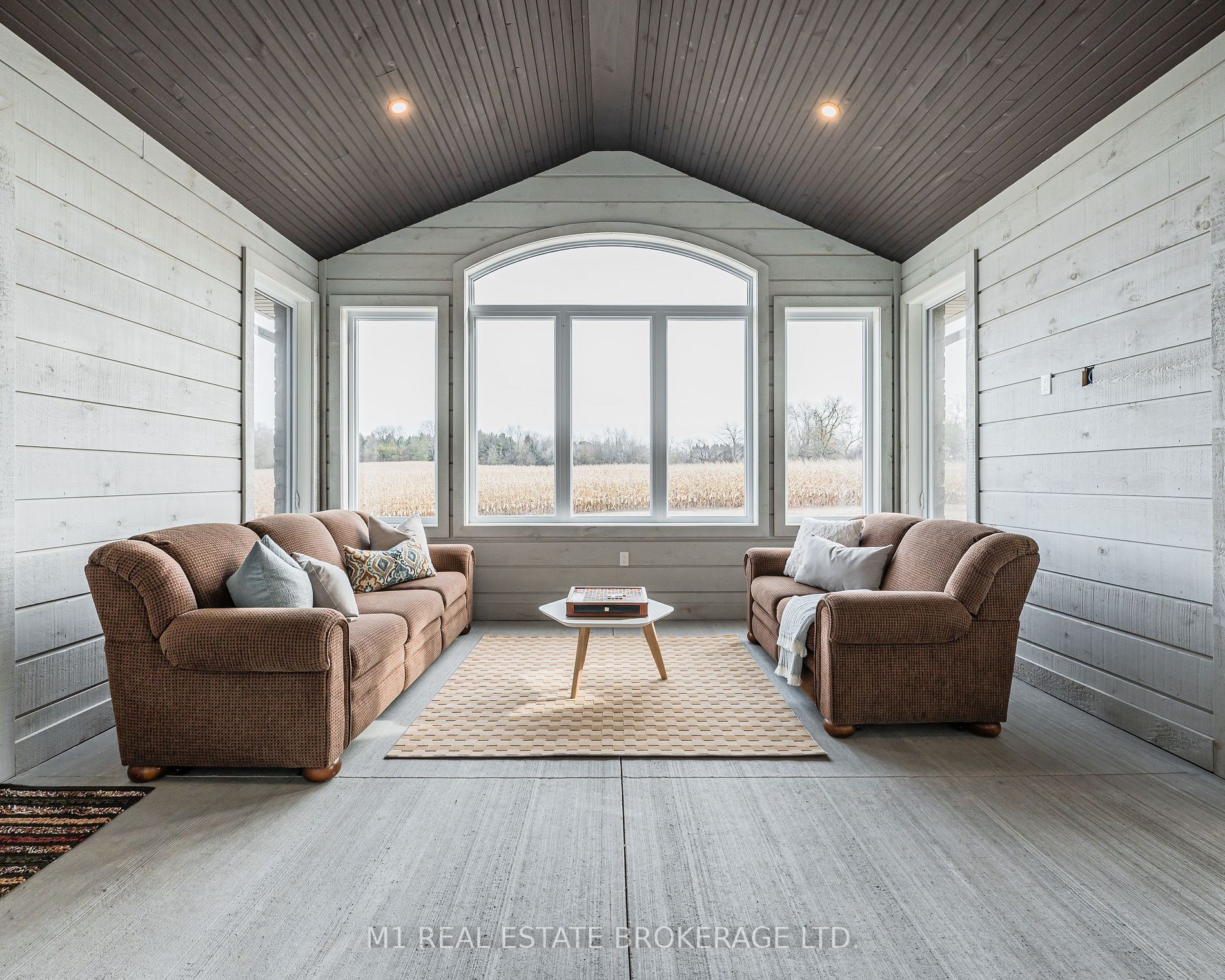 101058 Side Rd