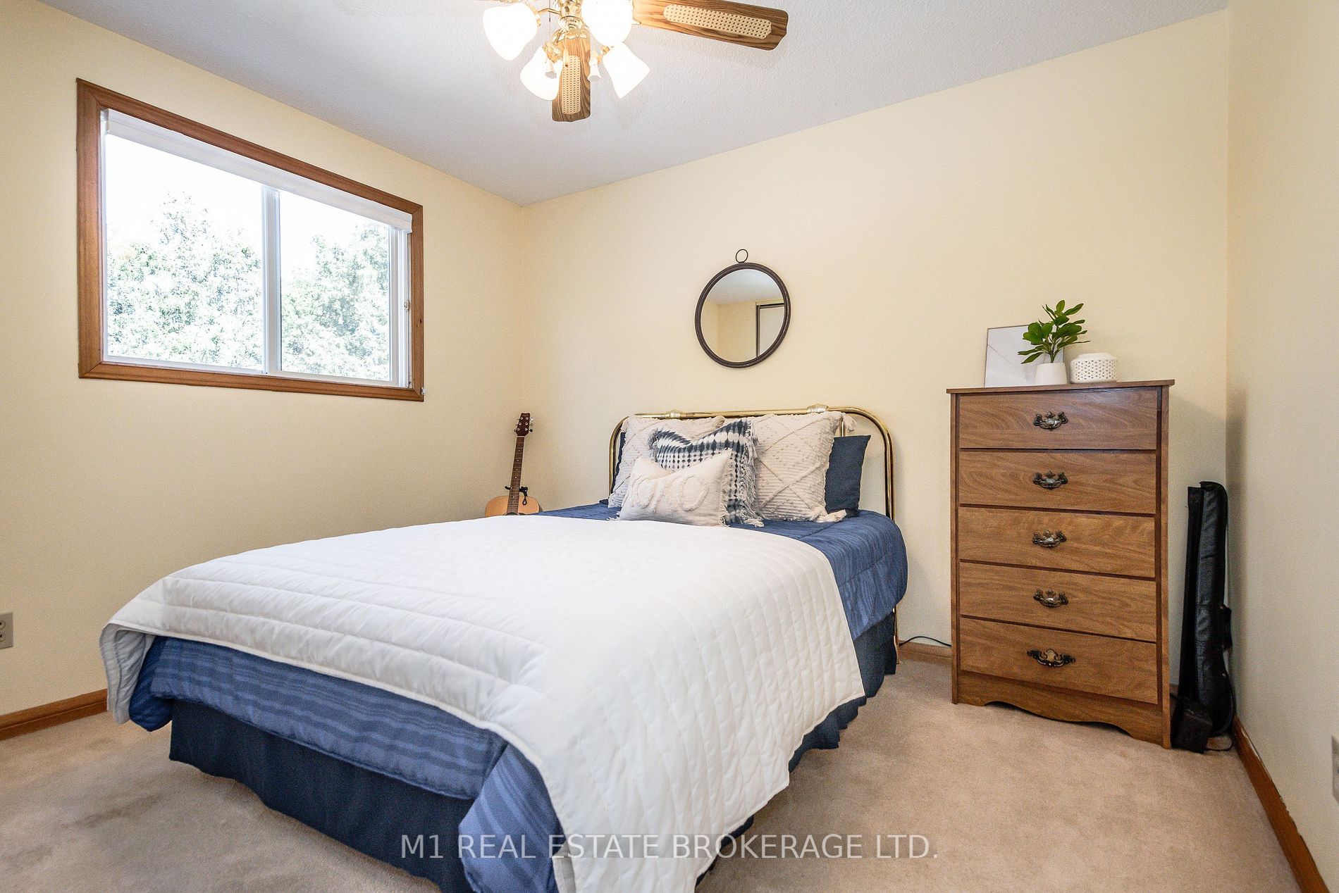 77 Mountford Dr
