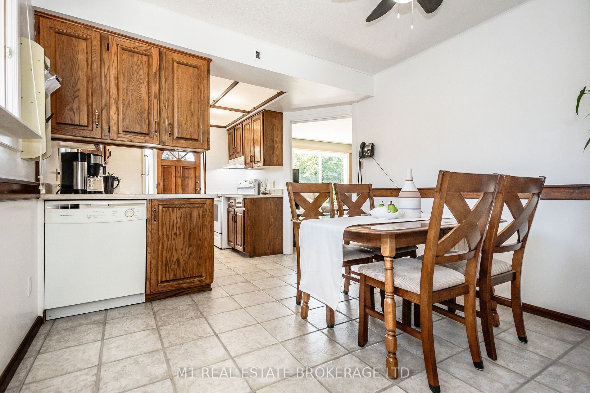 77 Mountford Dr