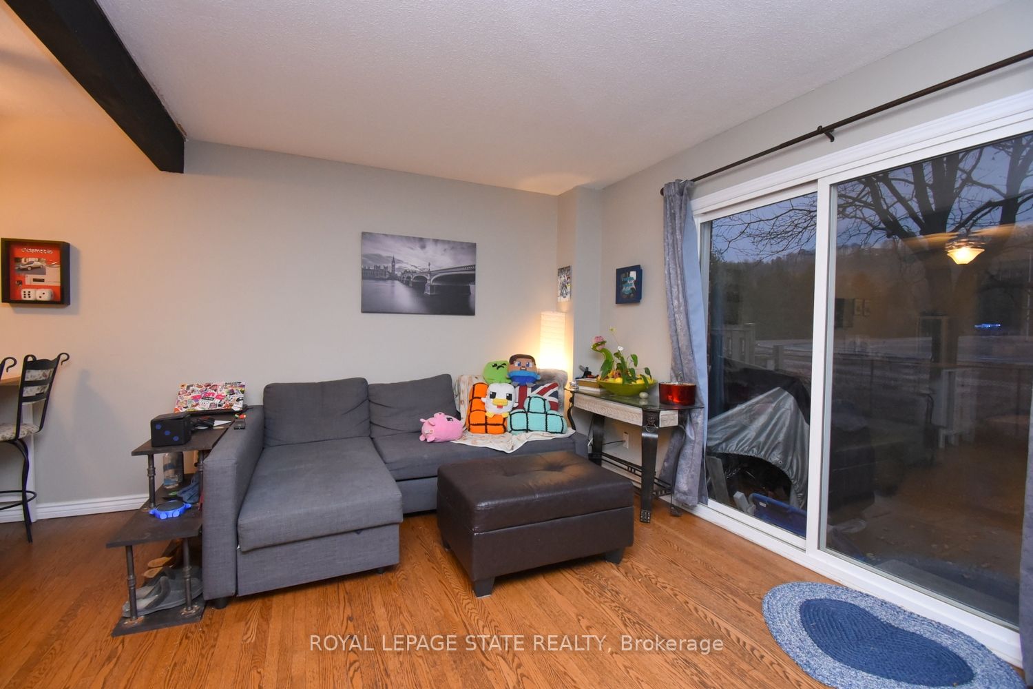 125 Livingston Ave, #27