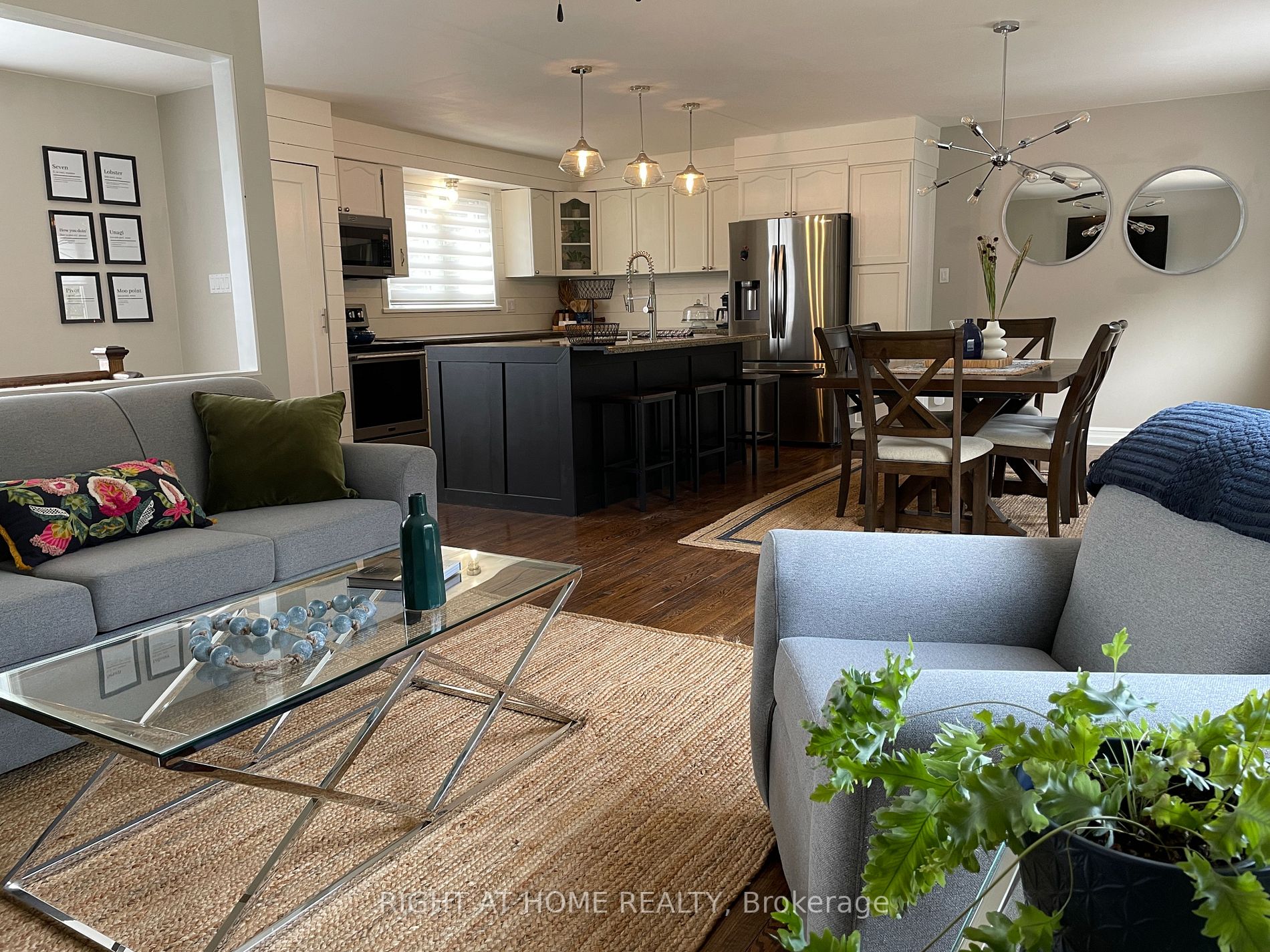 112 Coulter Dr