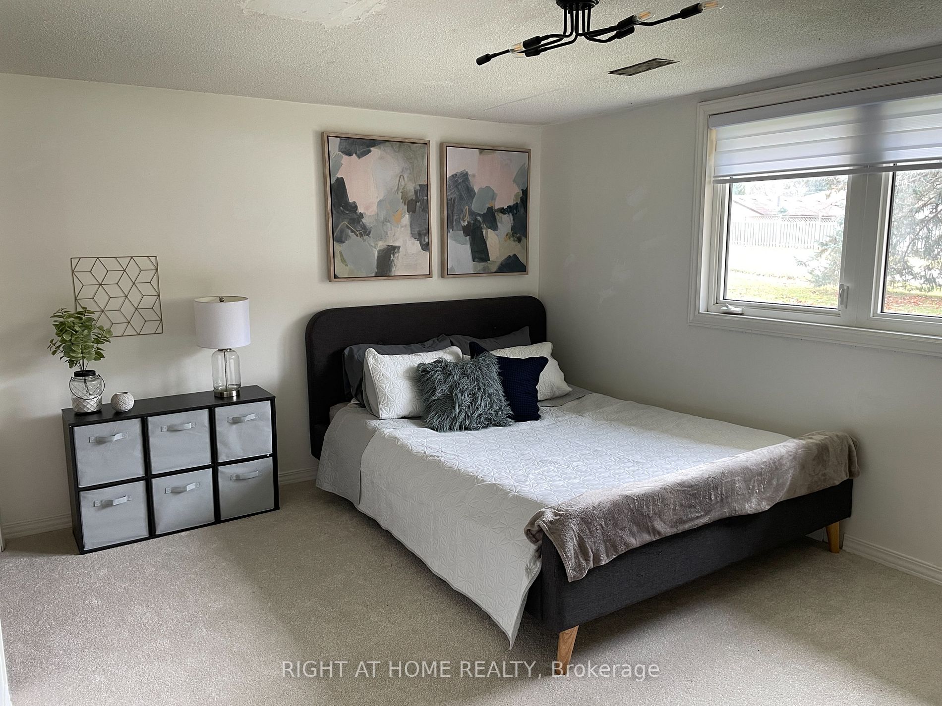 112 Coulter Dr