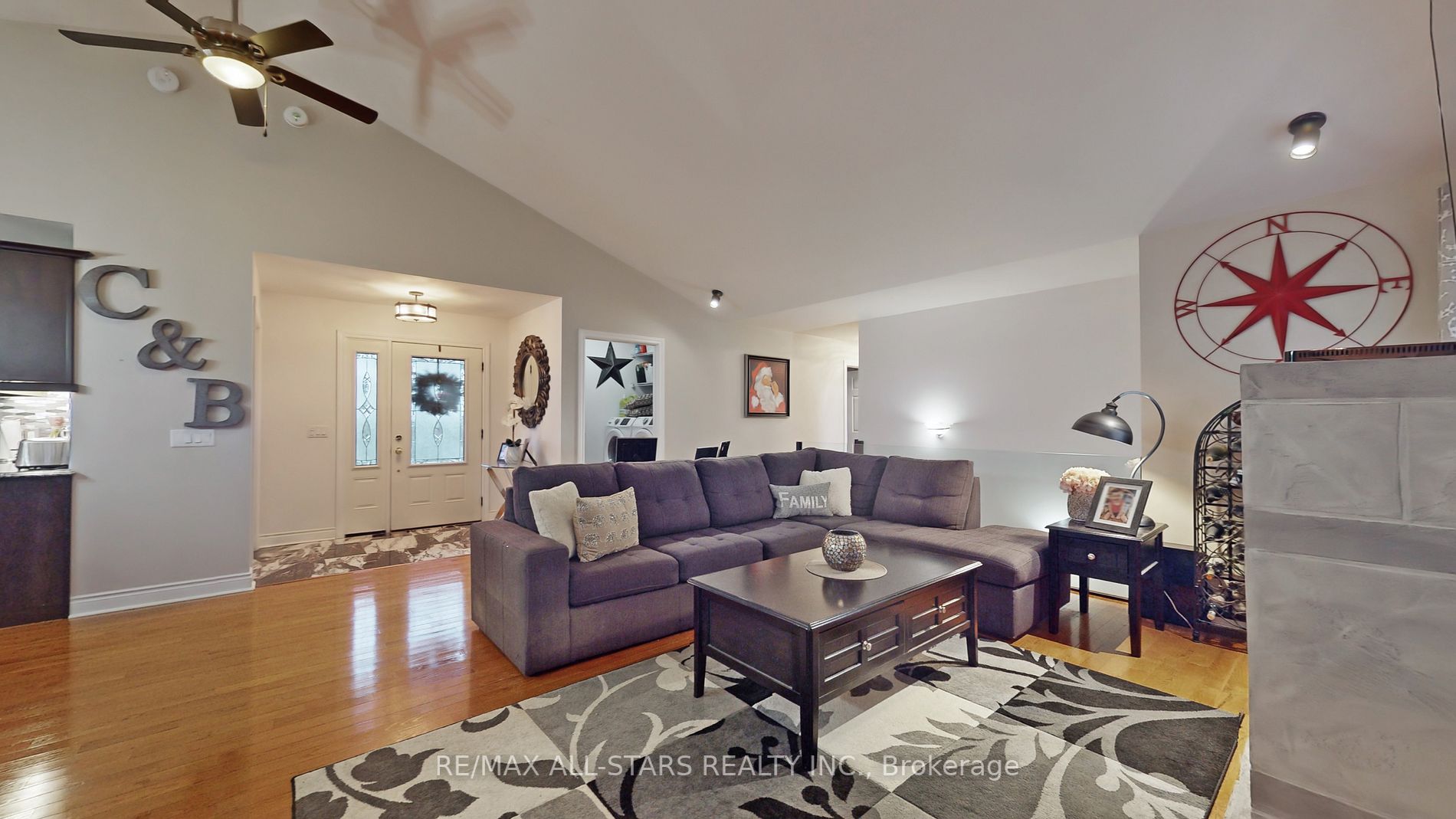 20 Hilltop Crt