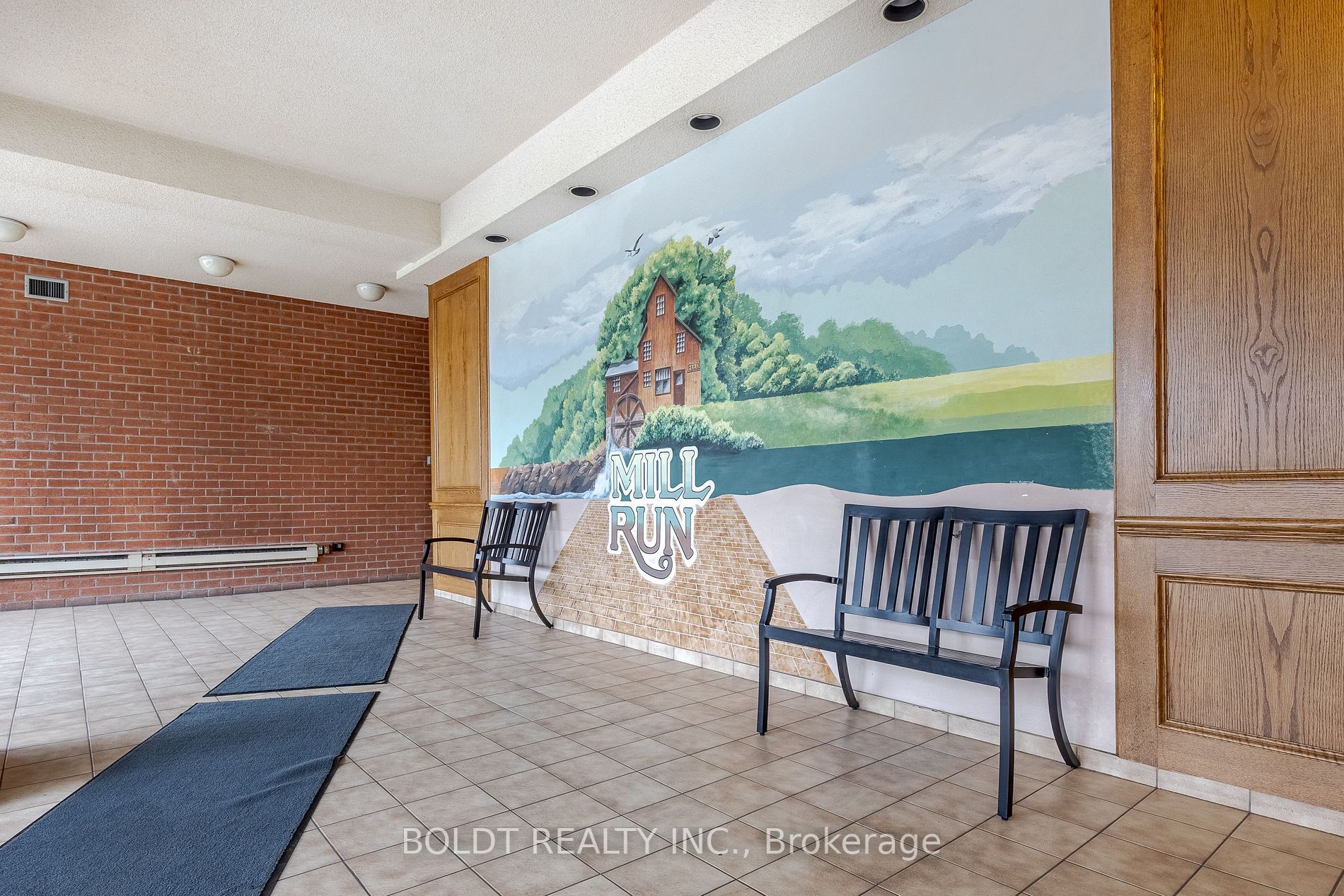 7 Gale Cres, #604
