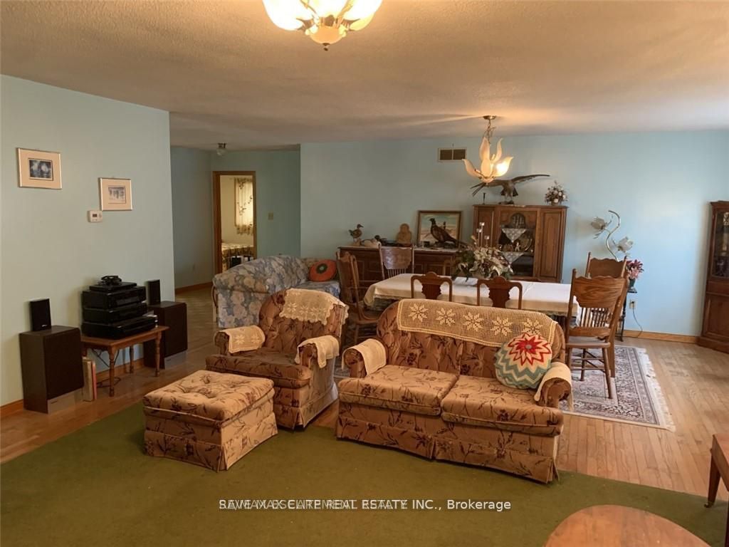 272 Glover Rd