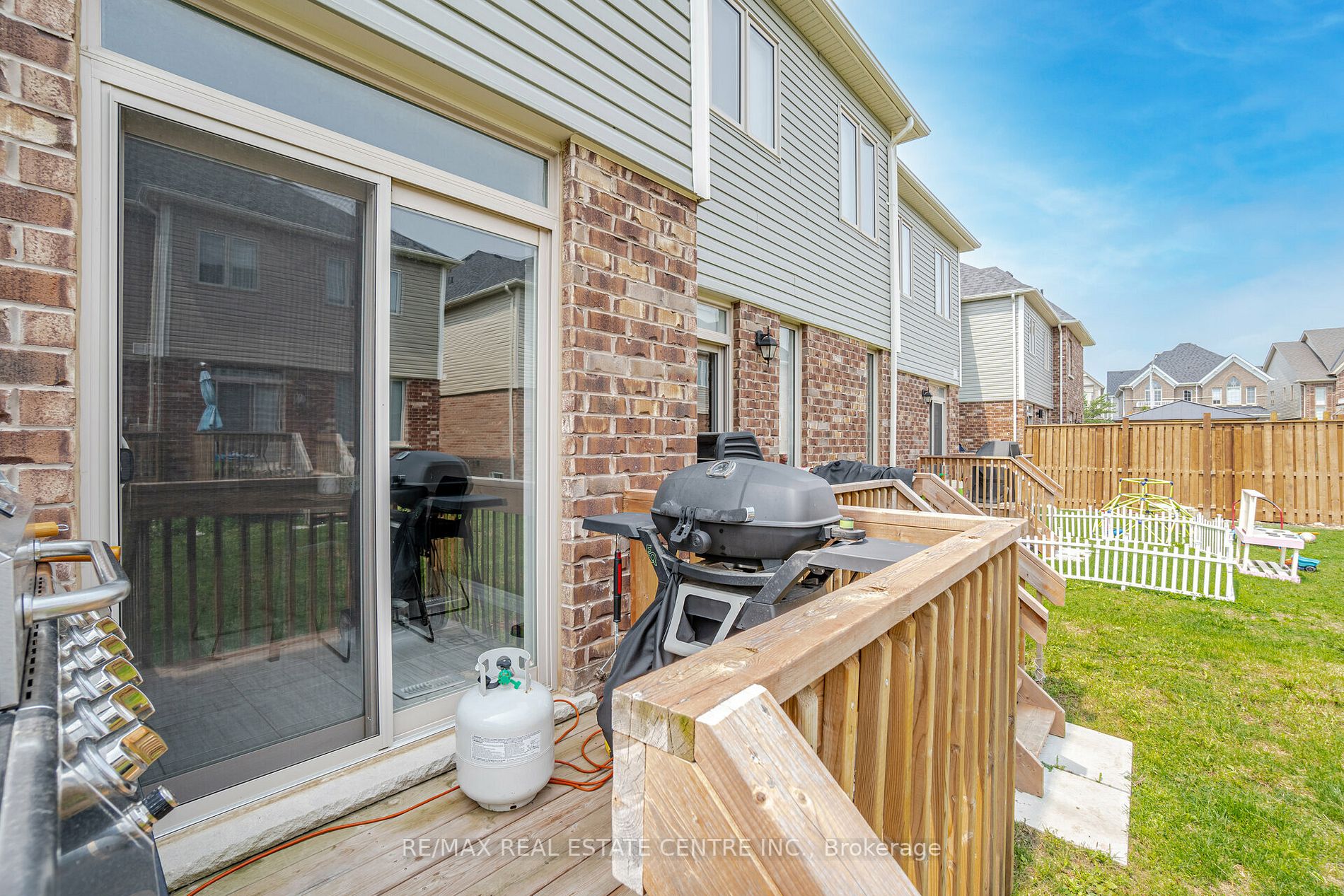 128 Mutrie Boulevard