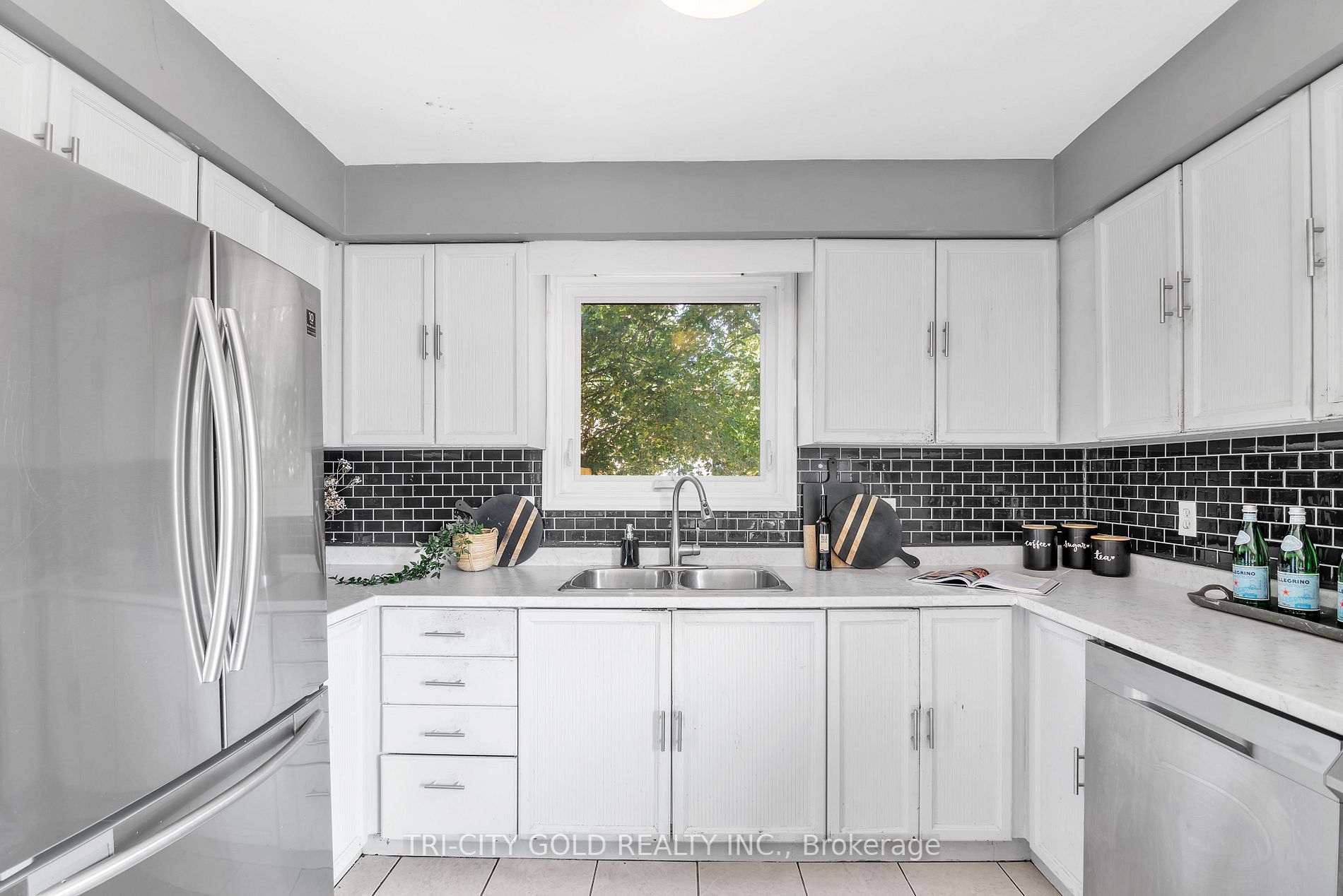 69 Dalton Cres