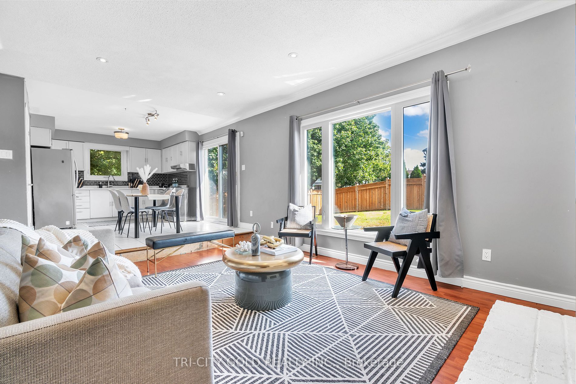 69 Dalton Cres