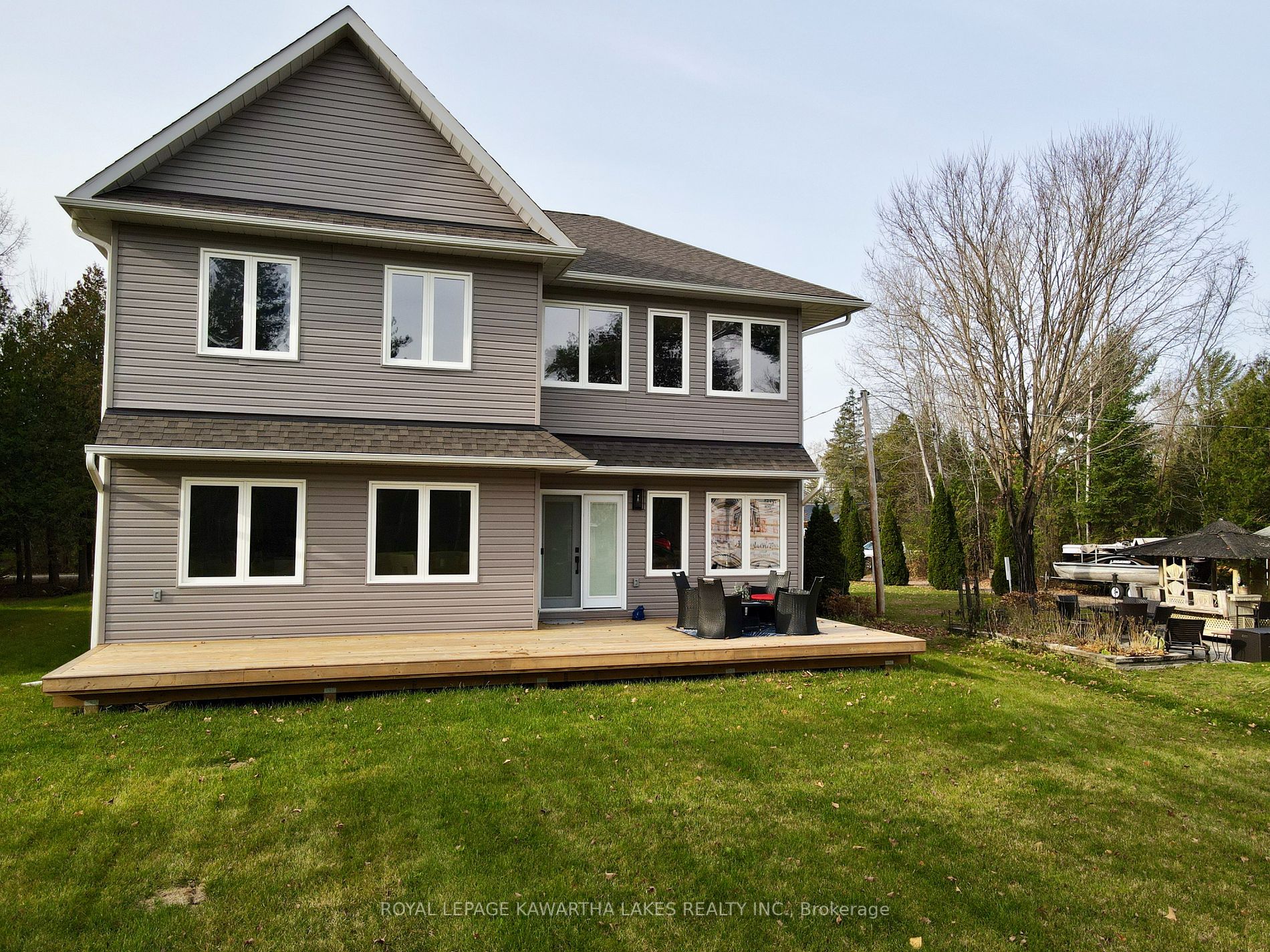161 Sturgeon Glen Rd
