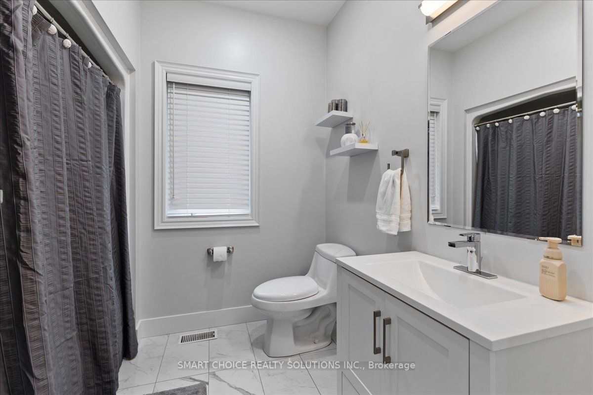 15 Pioneer Ridge Dr