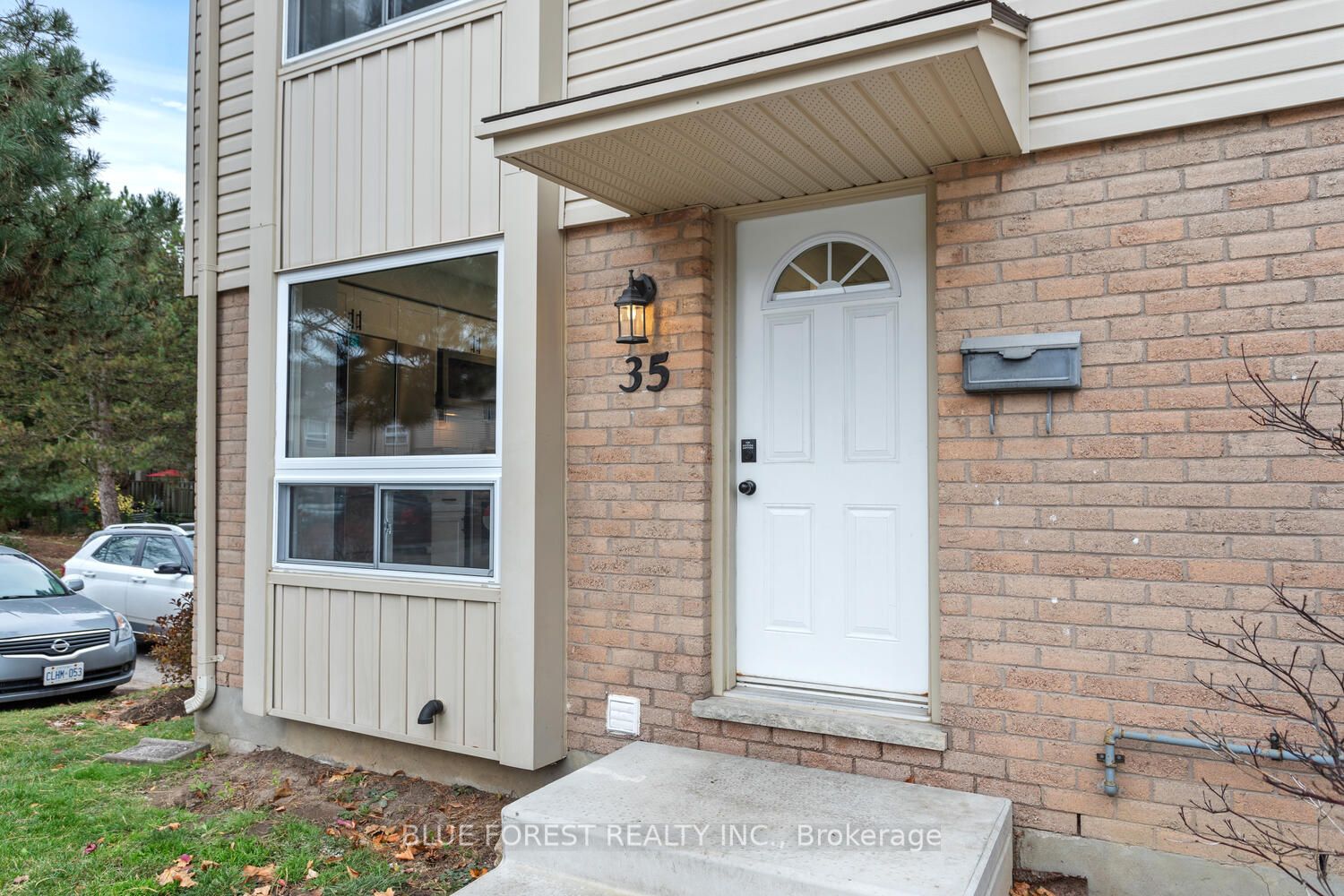 626 Wharncliffe Rd S, #35