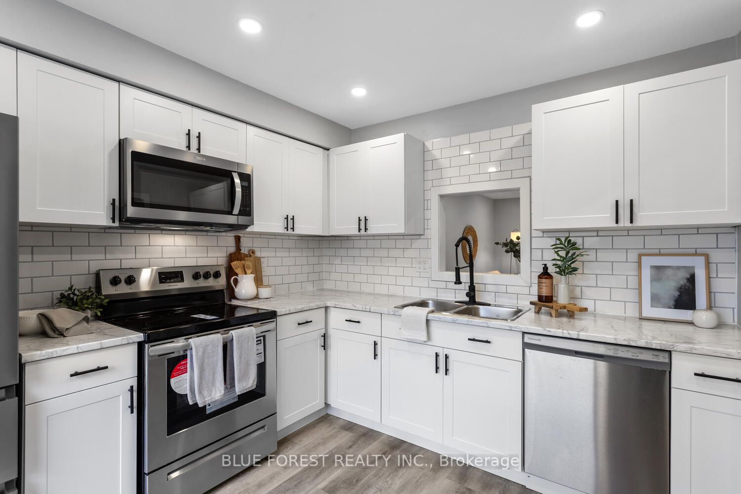 626 Wharncliffe Rd S, #35