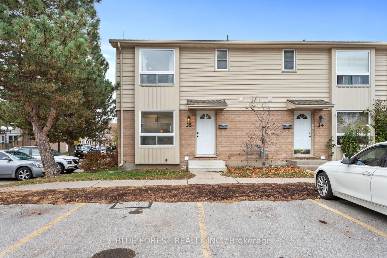 626 Wharncliffe Rd S, #35