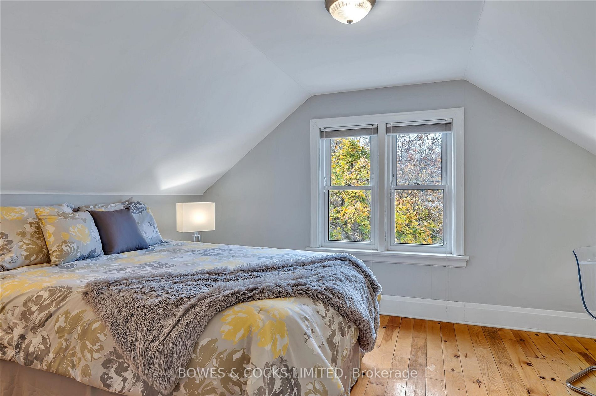 266 Mark St
