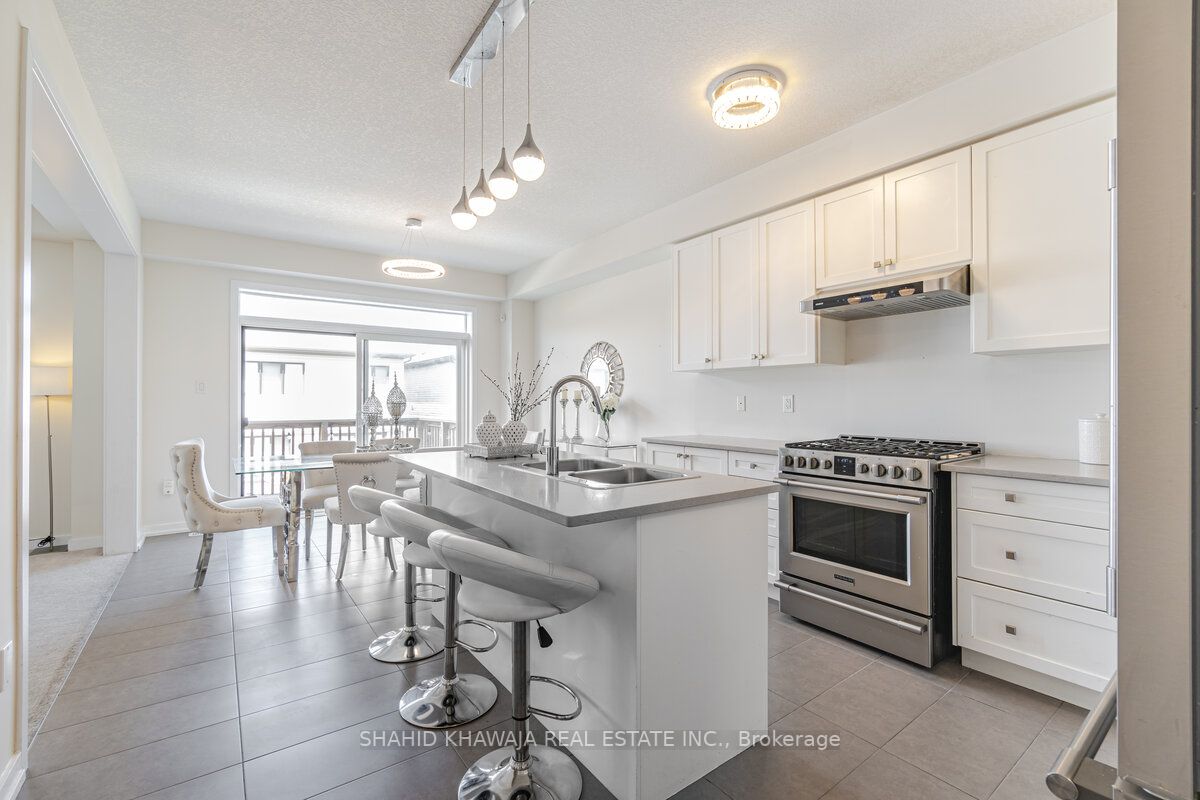 94 Pagebrook Cres