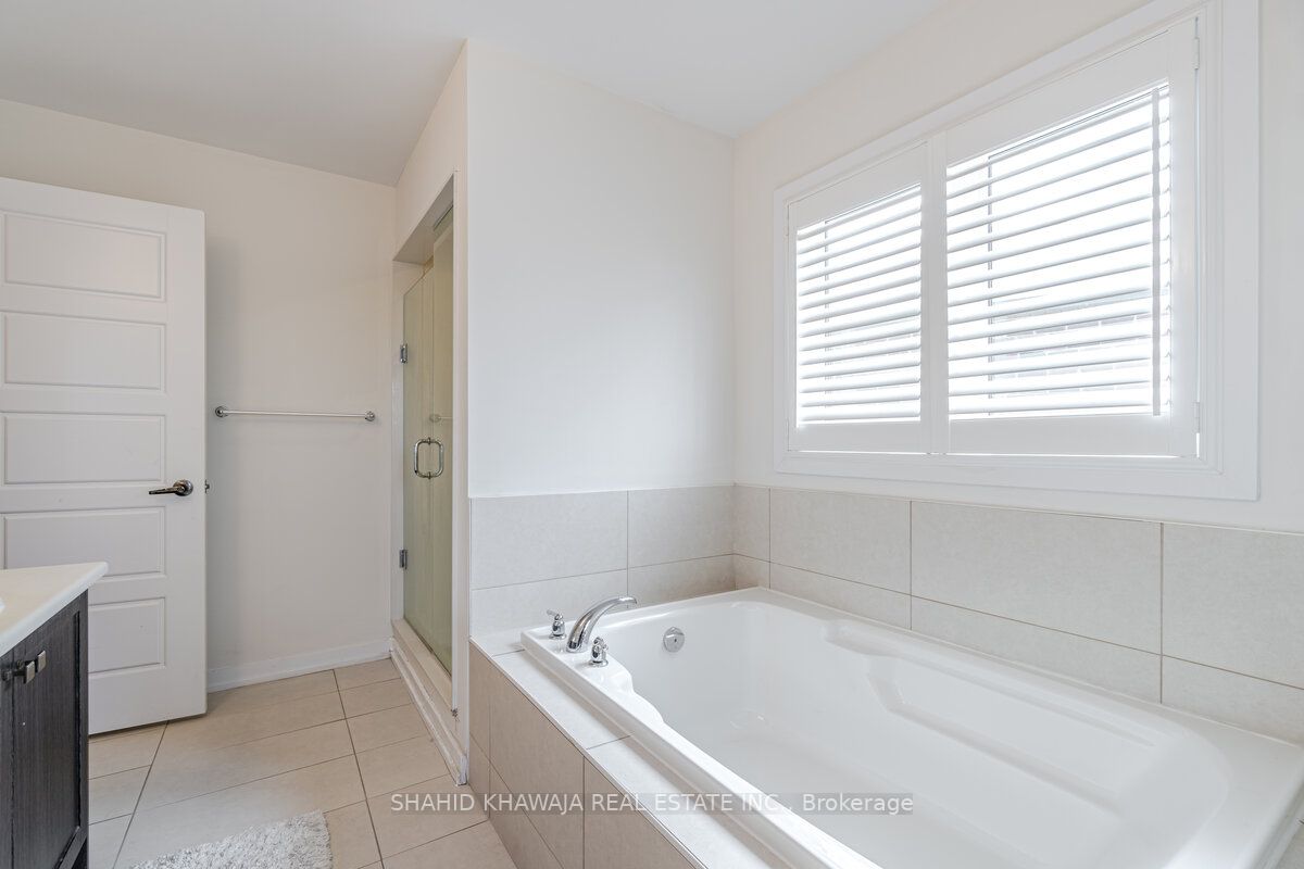94 Pagebrook Cres