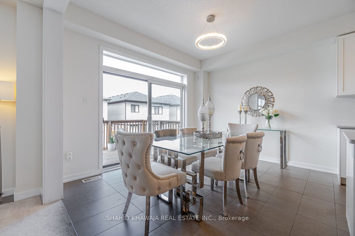 94 Pagebrook Cres
