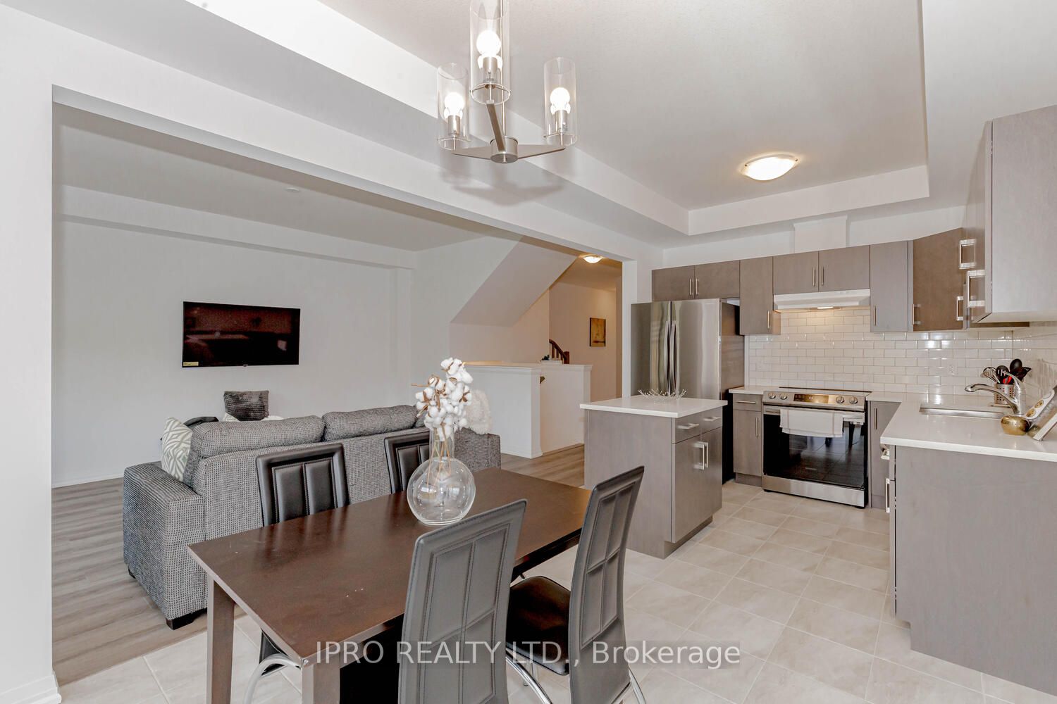 4552 Portage Rd, #73