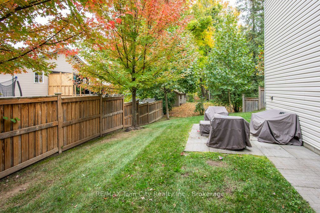 215 Rachel Crescent, #B