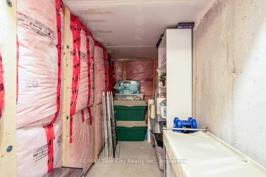 215 Rachel Crescent, #B