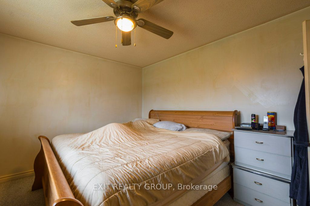 20 Glen Ross Rd