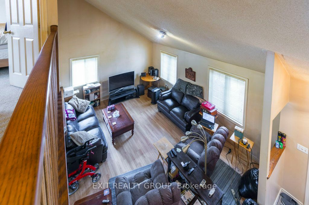 20 Glen Ross Rd
