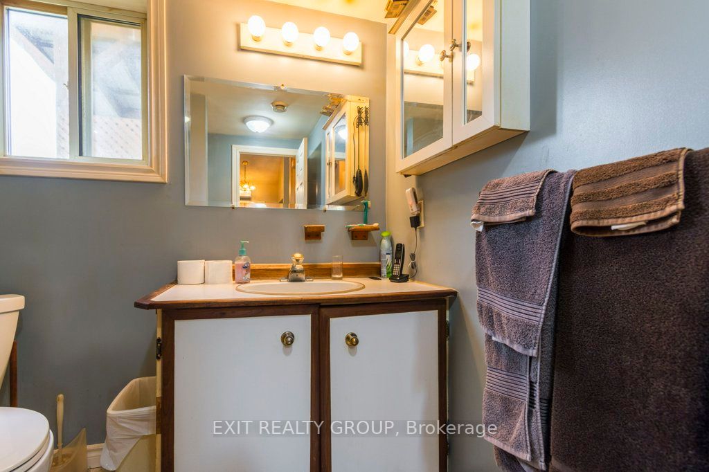 20 Glen Ross Rd