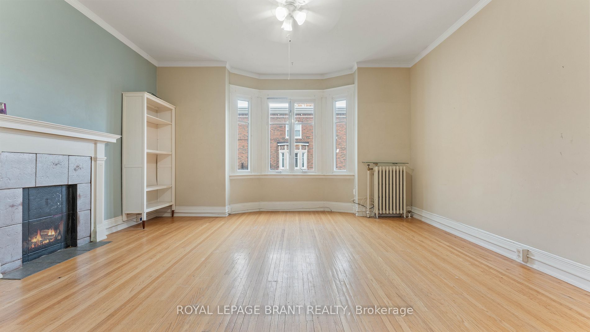 54 Dufferin Ave, ##3