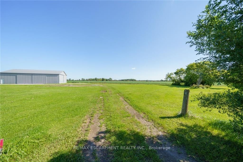 535 #20 Haldimand Rd