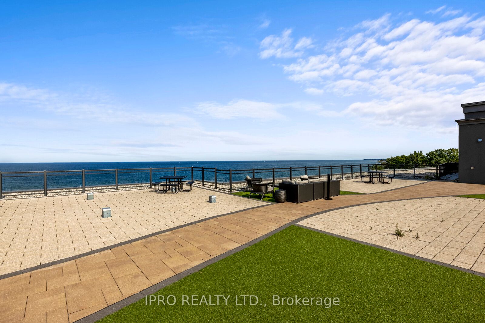 35 Southshore Cres, #309