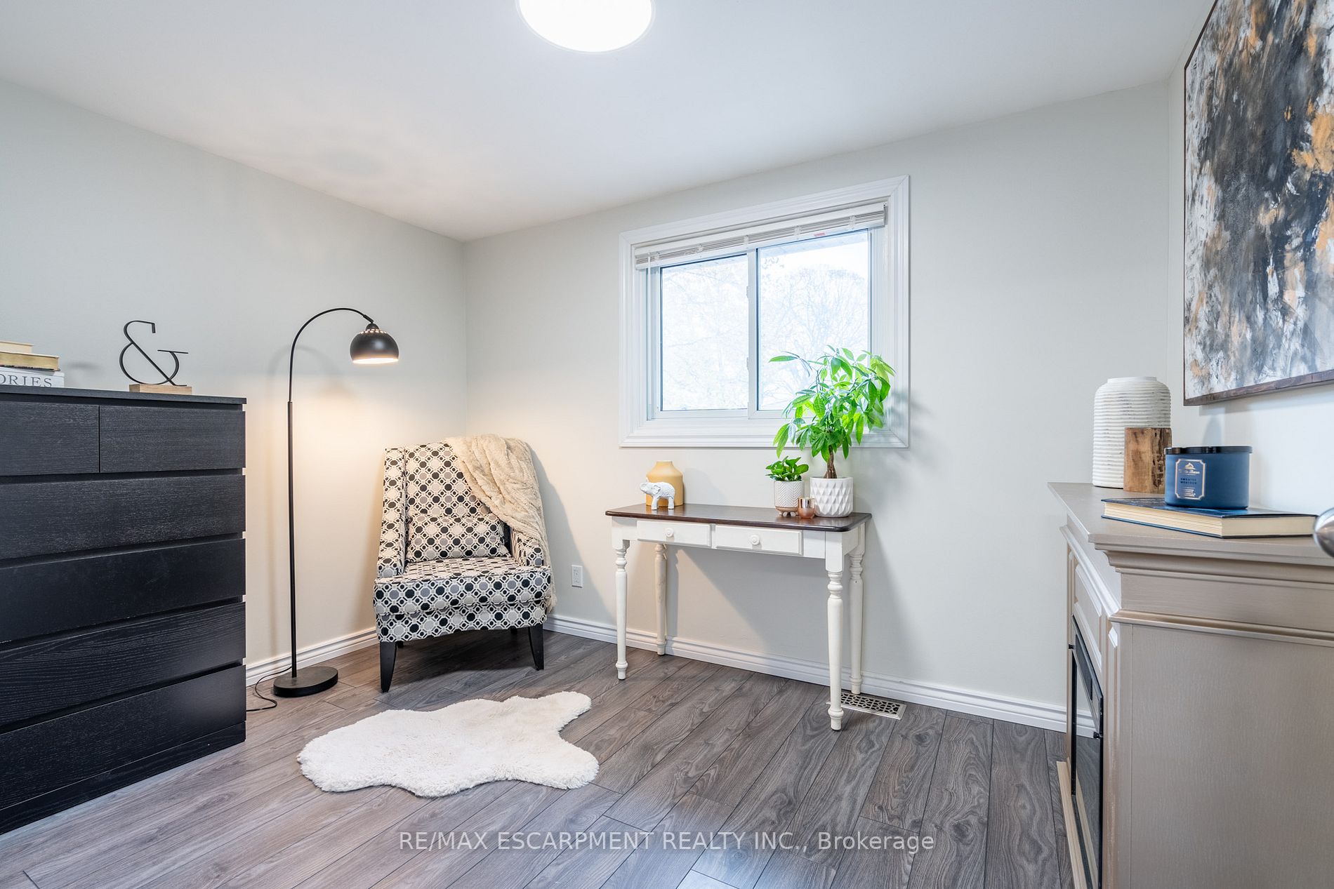 500 Parkview Cres