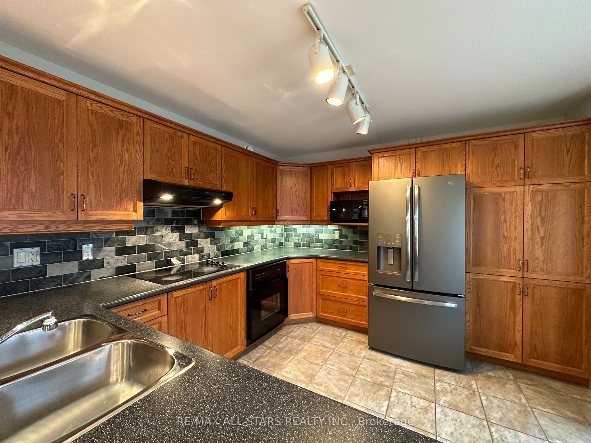 22 Ports Dr
