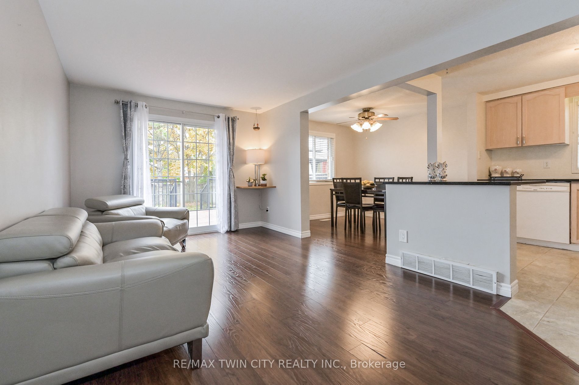 226 Grey Fox Dr