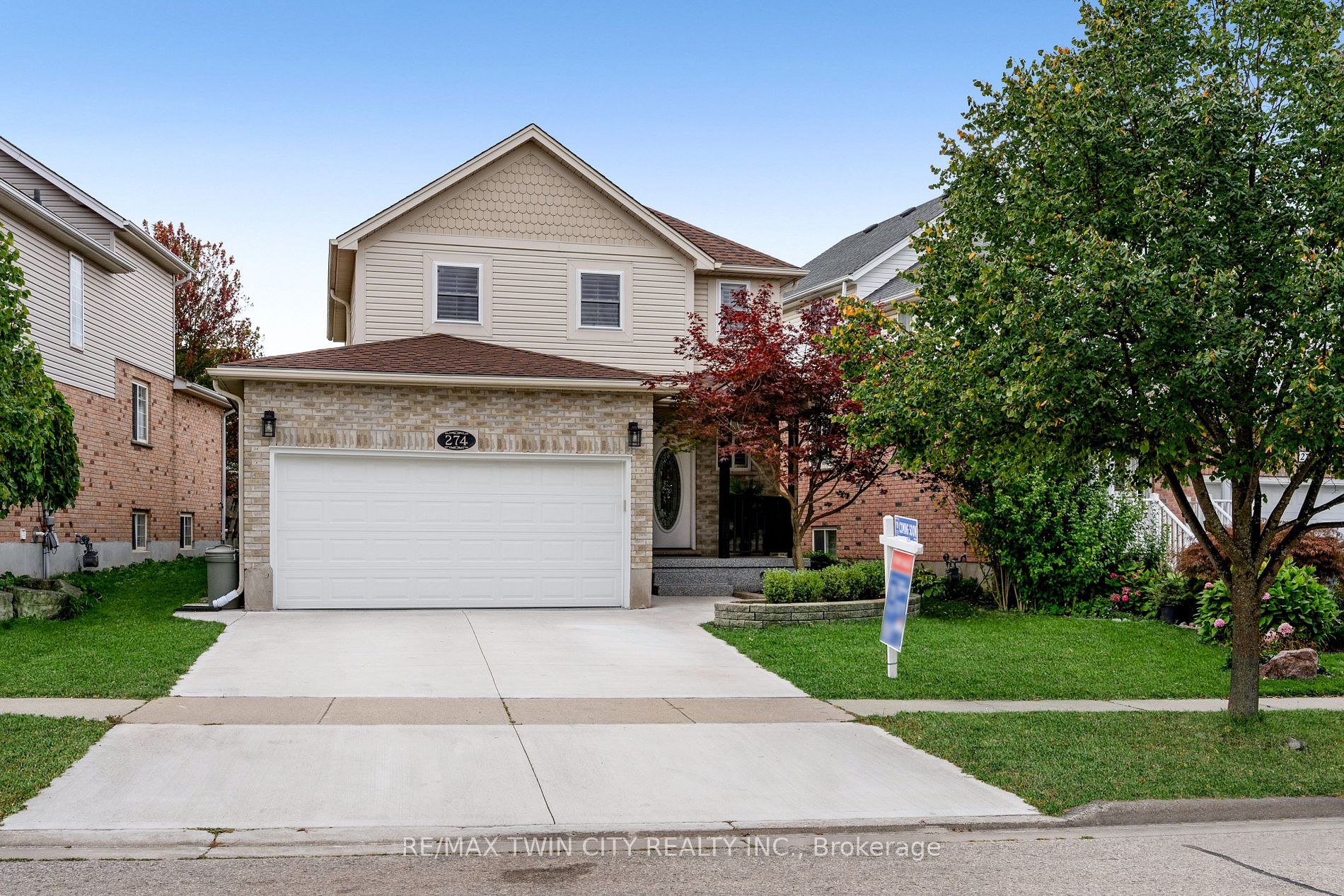 274 Huck Cres