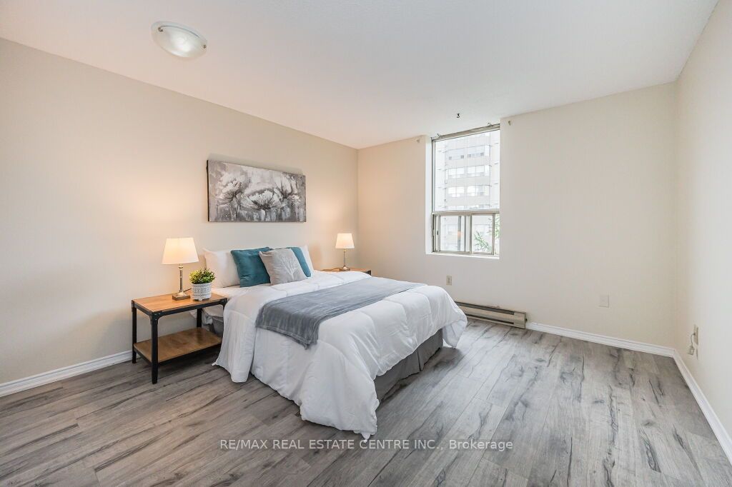 55 Green Valley Dr, #412