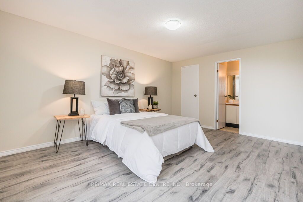 55 Green Valley Dr, #412