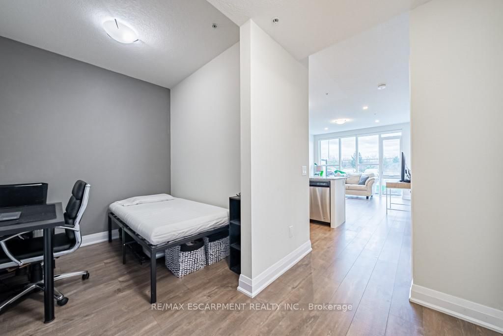 16 Concord Pl S, #118